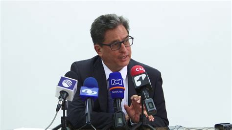 El actual ministro de hacienda de colombia, alberto carrasquilla (quien también carrasquilla es un héroe para muchos, pues ven en él el artífice de una modernización y liberalización de la. Declaraciones del Ministro Carrasquilla sobre la coyuntura ...