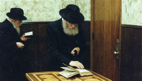 The Rebbe Davening In Small Zal