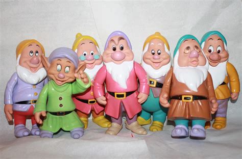Vintage Disney Snow White Seven Dwarfs Plastic Toys Vinyl Figures My