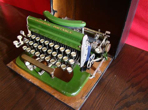 Imperial Portable D Maquina De Escribir Escribir