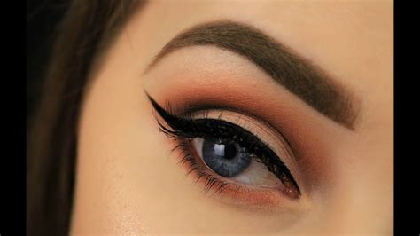 How To Make Blue Eyes Pop Orange Smokey Eye Youtube Easy Makeup