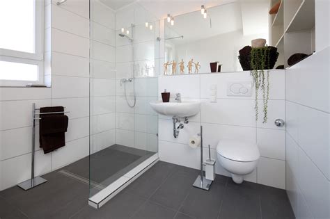 konzept badezimmer: Badezimmer Barrierefrei Umbauen