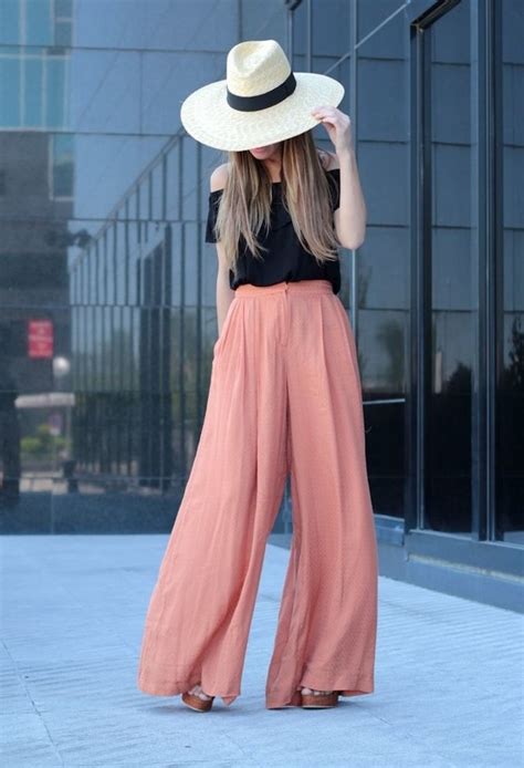 15 Trendy Street Style Outfits With Palazzo Pants