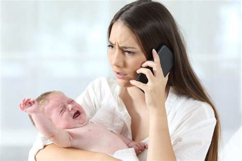 What Happens To A Mothers Brain When She Hears Her Baby Crying Mum