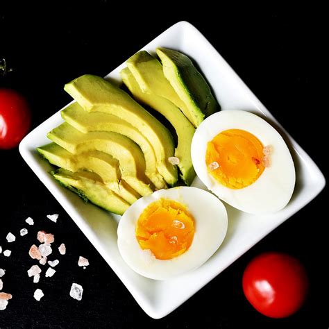 If medicine doesn't control seizures in epilepsy, sometimes doctors prescribe a ketogenic (or keto) diet. The Top 20 Foods to Eat on the Ketogenic Diet | CalorieBee