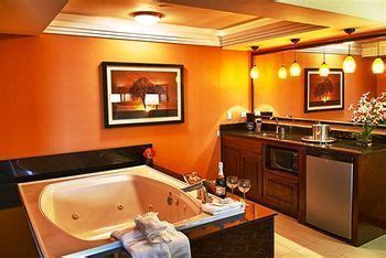 These suite hotels with hot tubs in dallas have been described as romantic by other travelers executive-suite-bath-with-jacuzzi-blue-cypress-hotel ...