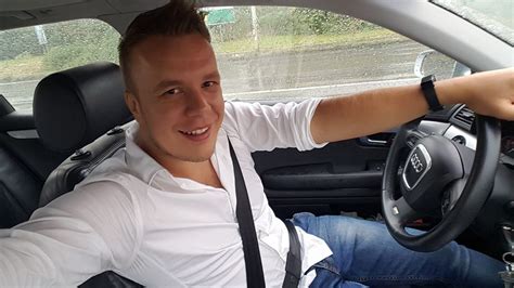 Dávid fekete (born 12 october 1996) is a hungarian handball player for budakalász fkc and the hungarian national team. Megszülettek Fekete Dávid ikrei - A boldog apuka meg is ...