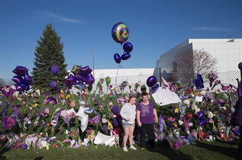 See more ideas about paisley park, prince paisley park, paisley. Prince's Paisley Park Museum Debut This Week May Be ...