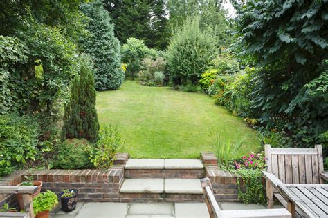 how to level a sloping garden uk fasci garden