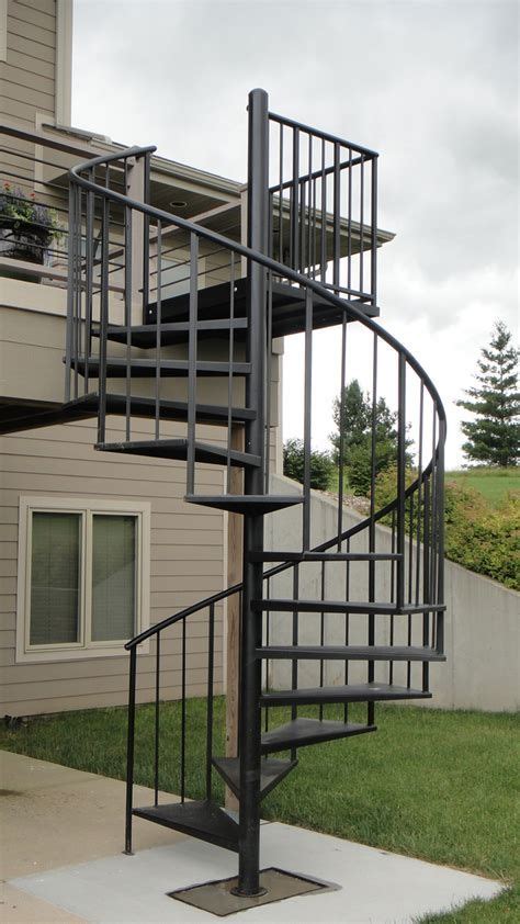 Best 5 Steel Circular Stairs In 2020 Spiral Staircase Outdoor Spiral