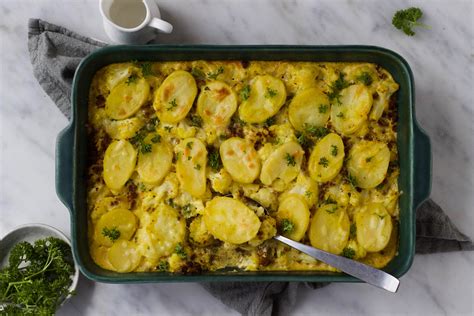 Vegetarische Bloemkool Kerrie Ovenschotel Met Aardappel