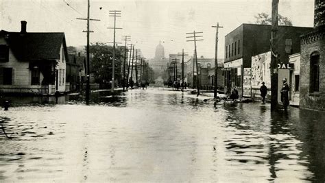 48 Photos Historic Flooding In Iowa 1903 1990