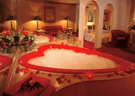 Cool Tub Romantic Bath Honeymoon Suite Romantic Valentine