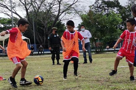 Jóvenes Con Futuro El Torneo De Fútbol Para Niños En San Pedro Sula