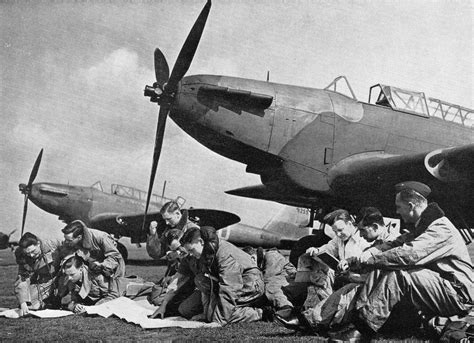 Avions De La Seconde Guerre Mondiale Page 10 Vidéos Et Photos