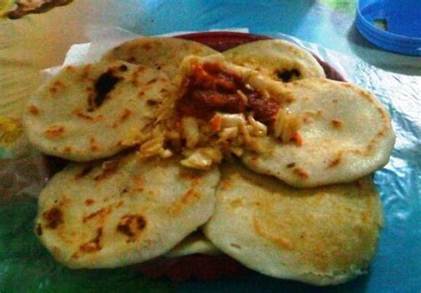 Receta de pizza con pepperoni. Cocina Latinoamericana: recetas con Maiz | Cocina