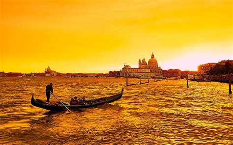 Italy Venice City Sunset Boat Hd Wallpaper Peakpx