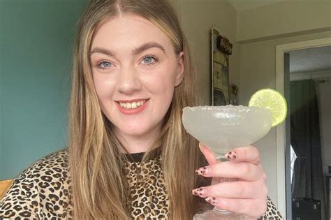 I Tried Out The Cheap Aldi Frozen Drinks Maker That Makes Amazing Iced Cocktails Bethan