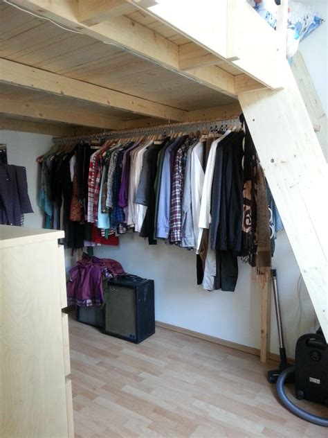Loft Beds With Closets Underneath Gotta Love A Giant Closet Underneath The Loft Bed Loft Bed