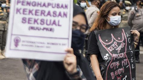 Aksi Hari Perempuan Sedunia Di Bandung Tuntut Sahkan Ruu Pks