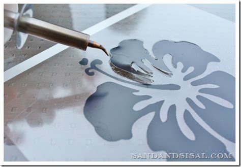 15 Stencils Made From Unconventional Materials