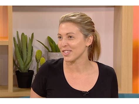 Why Dr Nikki Goldstein Went Makeup Free On Tv The House Of Wellness