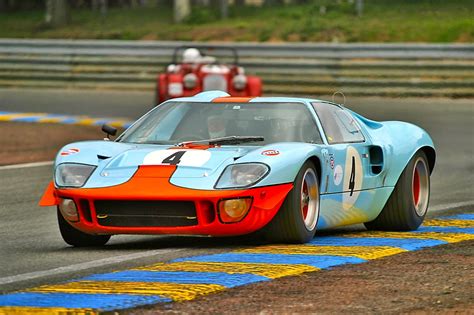 Ford Gt40s Legends Of Le Mans Car Guy Chronicles