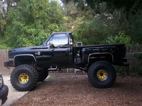 Lifted Chevrolet Classic Truck Lifted Chevy Trucks Classic Pickup