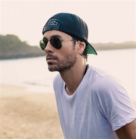 Enrique Iglesias Estrena Estrena Su Enigm Tico Nuevo Disco Final Vol