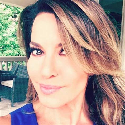 46 Robin Meade Nude Pictures Are Dazzlingly Tempting