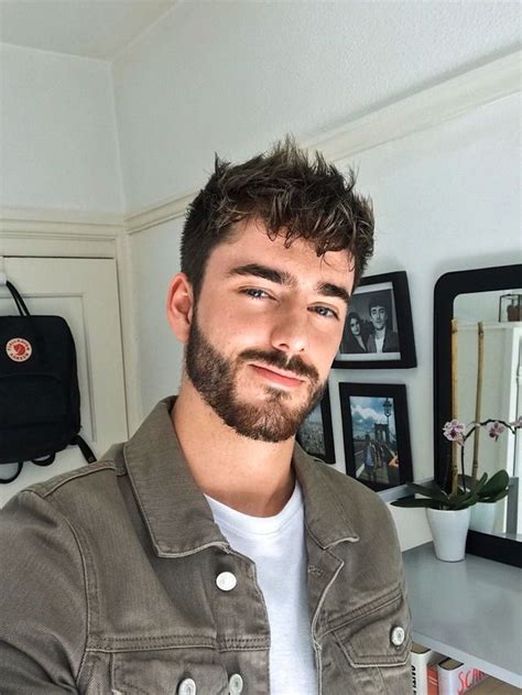 I hate the scratchy feeling of it especially when it is first growing in. Pin by Steven Schlipstein on Scruff | Guys eyebrows ...
