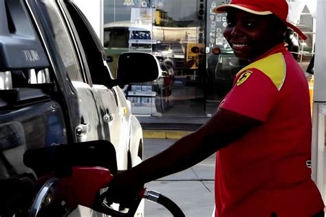Despesas Com Subsídios Aos Combustíveis Em Angola Devem Atingir 21 Mil Milhões De Dólares Em
