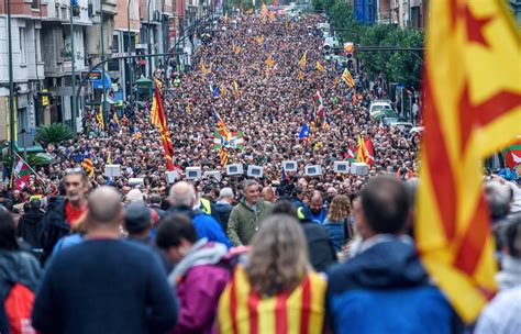 As Catalonia Crisis Deepens, Many Basques Wary of New Independence Bid