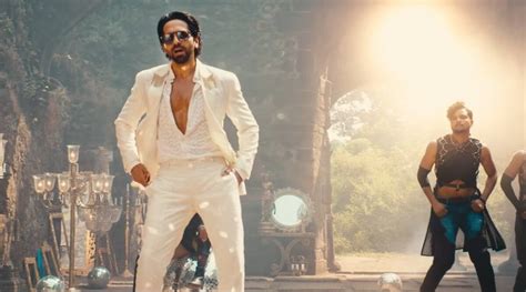 an action hero song jehda nasha ayushmann khurrana s groovy moves with nora fatehi leave fans