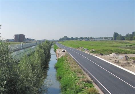 Road Highway Drainage Surface Drainage System Types Methods