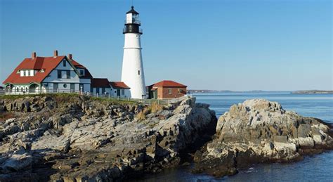 Scenic Day Trip To Portland Head Lighthouse In Maine