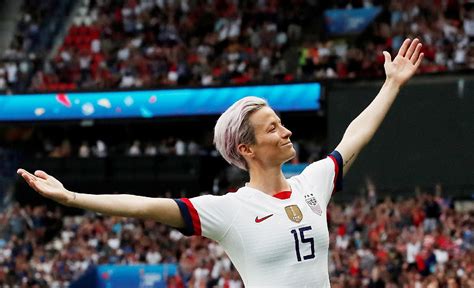 Megan Rapinoe Is A Leader For Her Team And Her Time Tonys Thoughts