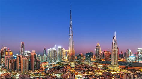 Dubais Burj Khalifa Is The Tallest Building In The World Trendradars