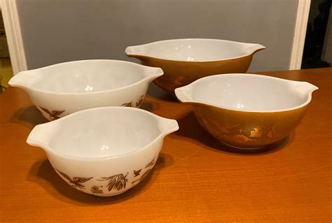 Pyrex Glass Mixing Bowls Brown And White Americana 1950s Vintage Etsy
