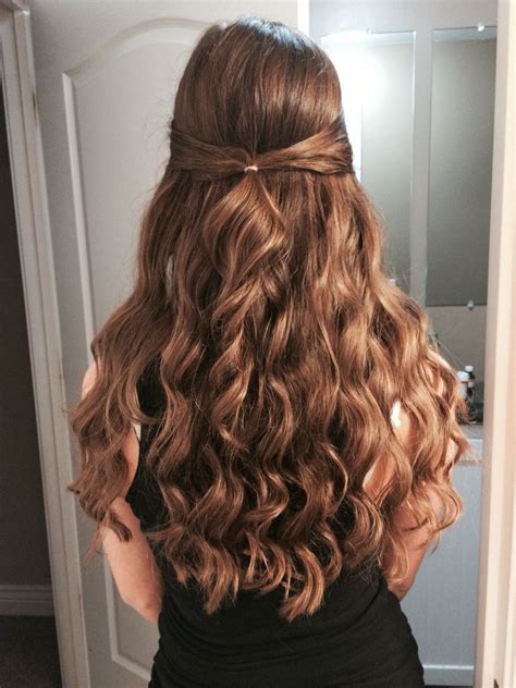 79 Stylish And Chic Prom Hair Half Up Half Down Curly For Long Hair Best Wedding Hair For