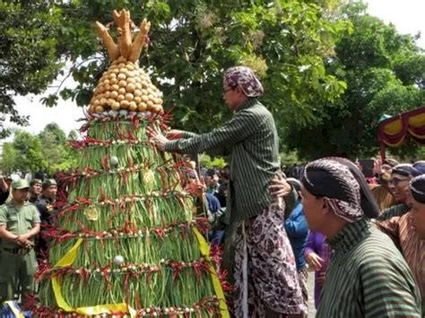 Tradisi Unik Perayaan Maulid Nabi Muhammad Di Indonesia Indozone Fadami