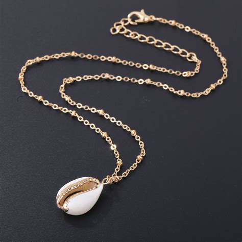 Fashion Natural Shell Wrapped Gold Necklace For Women Natural Cowrie
