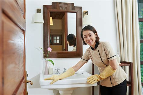 263,291 food service jobs available. Finding Hotel Housekeeper Jobs Nationwide | HSS