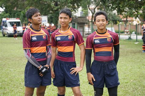 Cimb bank berhad adalah sebuah anak syarikat cimb group holdings berhad. A VIEW FROM MY EYES: Suka Duka Di CIMB Foundation Rugby ...