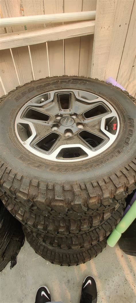 Jeep Wrangler Jeep 255 75 17 Tires For Sale In Riverside Ca Offerup
