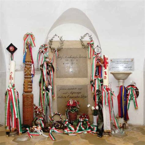 Becsülettel és tisztességgel gödöllőért, az egészséges lokálpatriotizmusért, a családokért, valamennyi. Gróf Széchenyi István, „a legnagyobb magyar - A Turulmadár ...