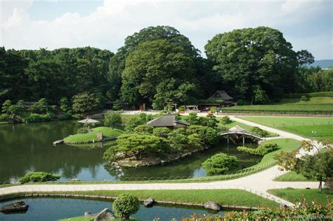 Korakuen The Beautiful Japanese Garden In Okayama