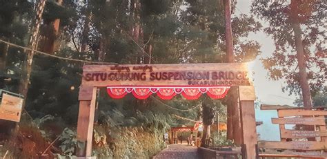 Situ lengkong panjalu masih memiliki kondisi alam yang alami dan asri sehingga membuat wisatawan semakin betah. Menuju ke Situ Gunung Suspension dari Jakarta (Tips and Trik Mendapat Foto Keren dan ...