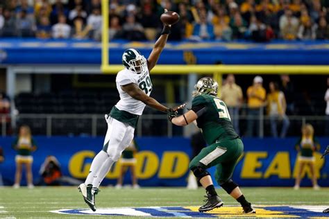 Photo Gallery Looking At Every Michigan State Football Bowl Game Since The Year 2000