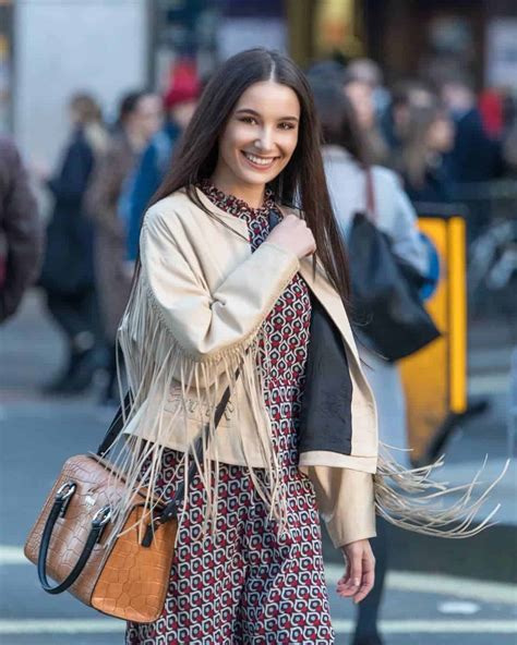 Whether it's for school, the sofa or socialising, discover the styles you'll love right here. Top 10 Teenage Girls Fashion 2020 Trends: Practical Teen ...